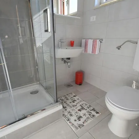 Juranic Apartment *
