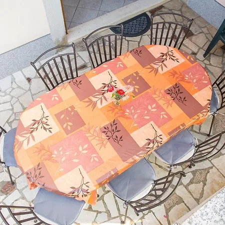 Juranic Apartment Krk Town