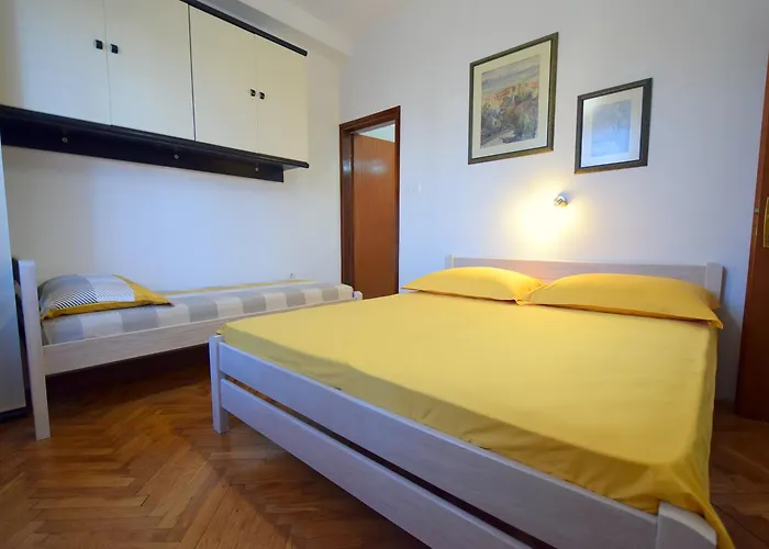 Apartment Juranic Krk Town